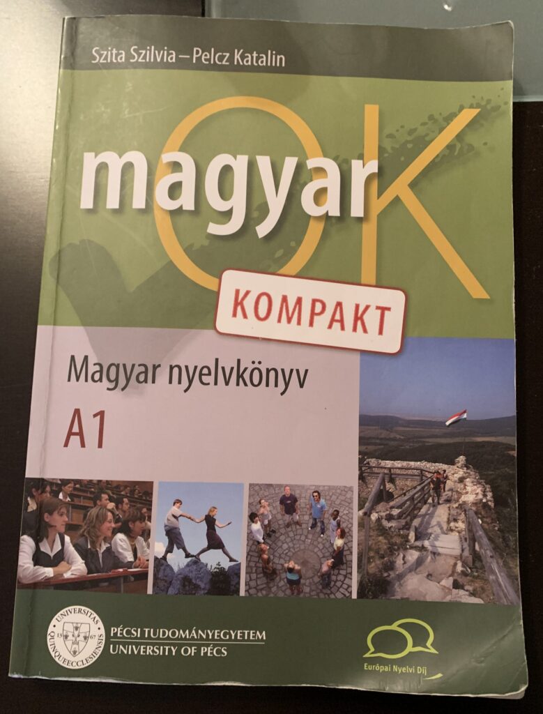 ハンガリー語スクールとおすすめの教材をまとめました【体験談あり